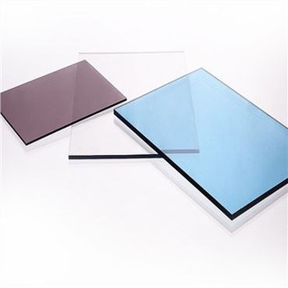 Tugevdatud polükarbonaat ja kõvakattega polükarbonaat